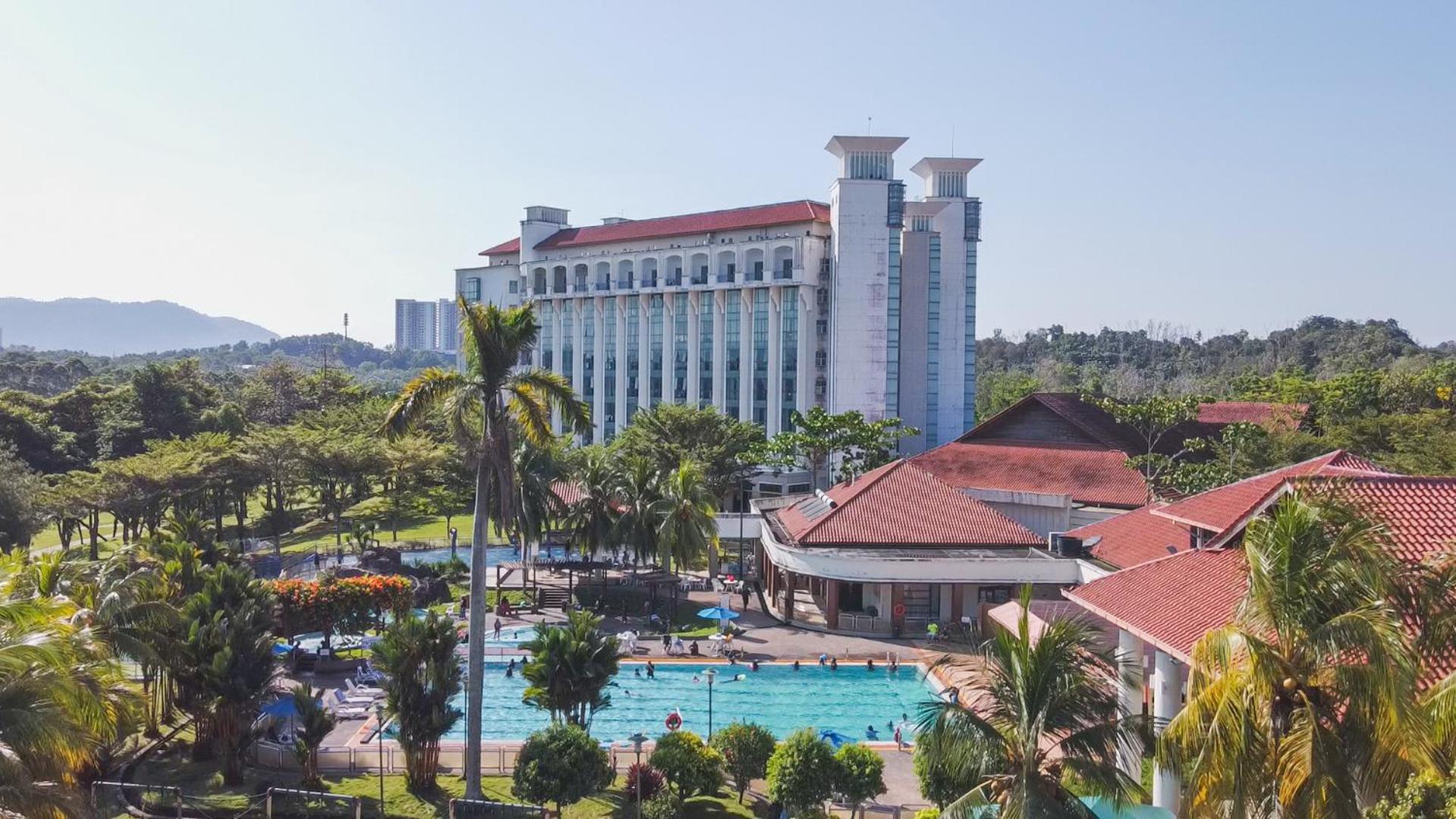 Nilai Springs Resort Hotel Kültér fotó