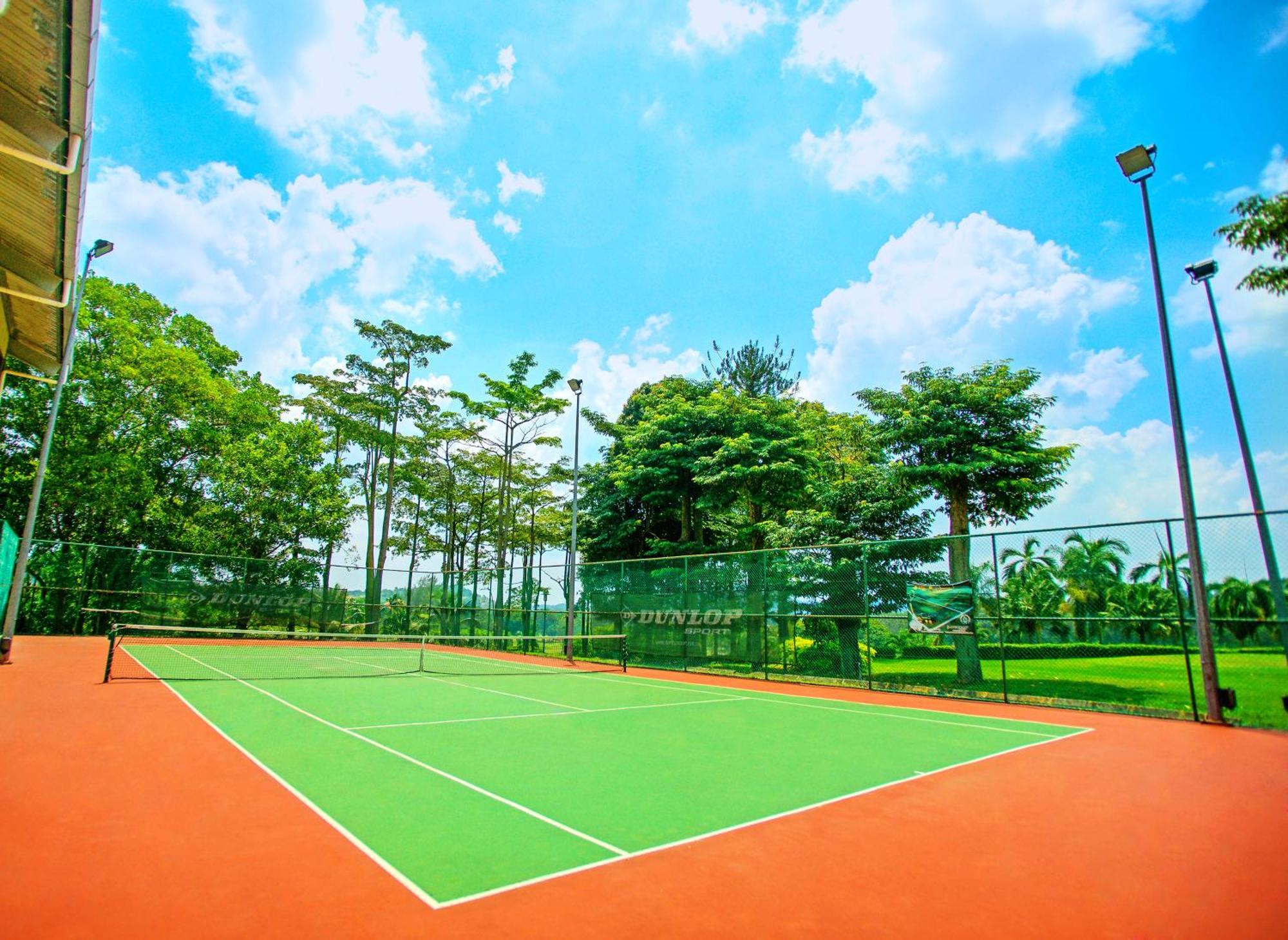 Nilai Springs Resort Hotel Kültér fotó